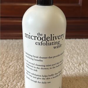 Philosophy Microdelivery Exfoliating Wash in White